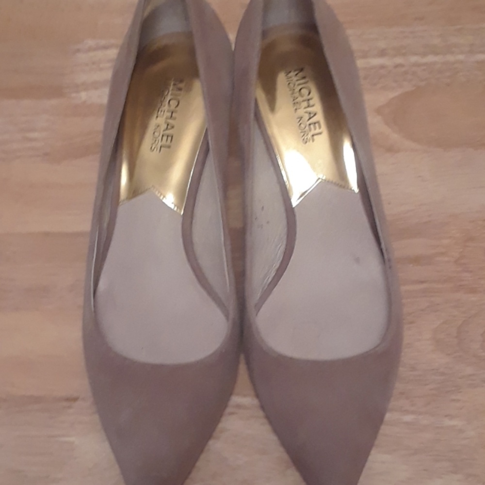 Michael Kors kitten heels 7 (suede - tan)